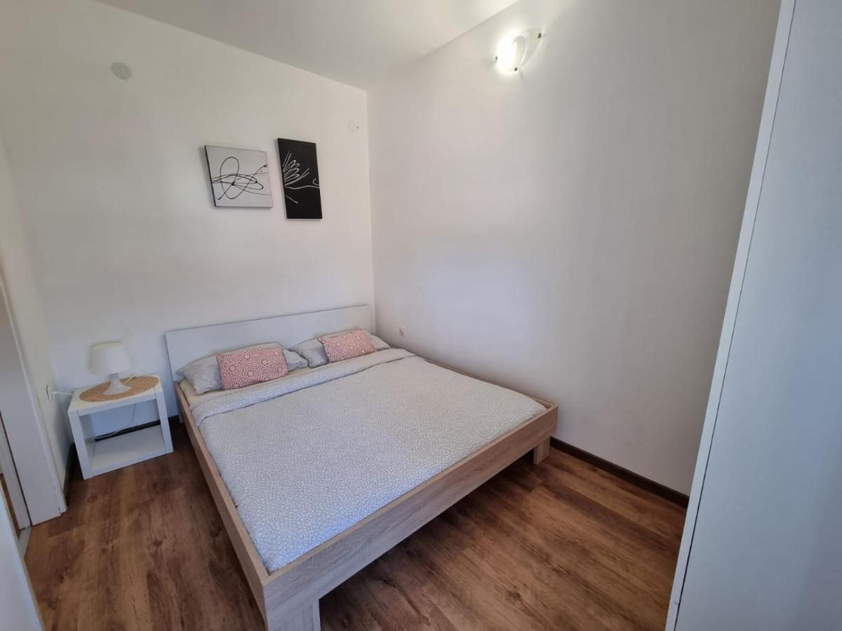 Apartments Luigi 우마그 외부 사진